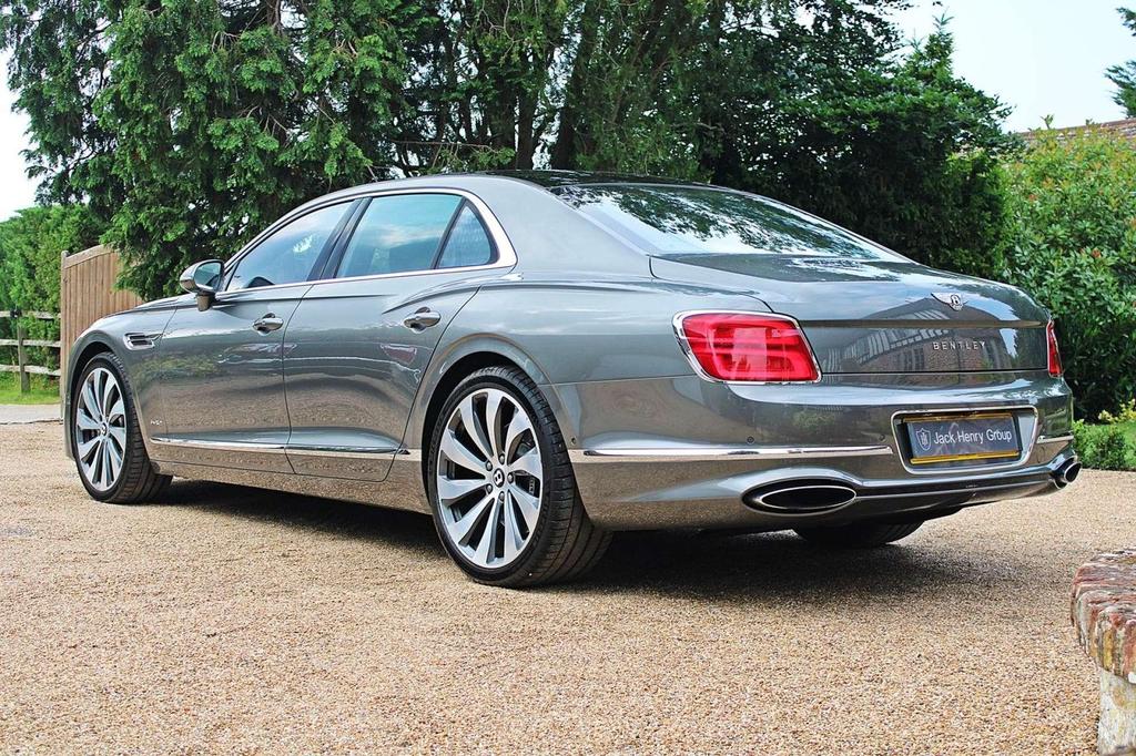 image of rear quarter
