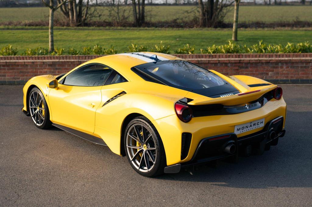 Image of rear quarter ariel