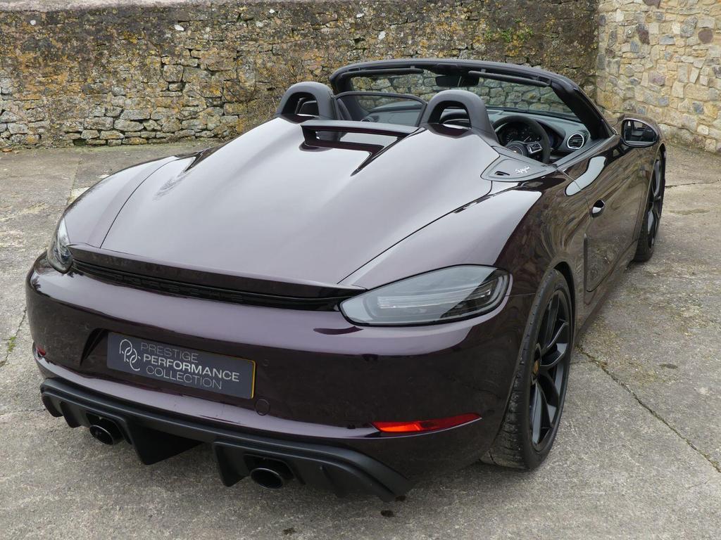 Image of rear ariel
